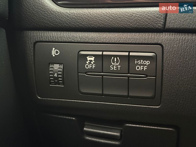 Седан Mazda 6 2012 в Киеве