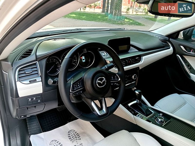 Седан Mazda 6 2017 в Сумах