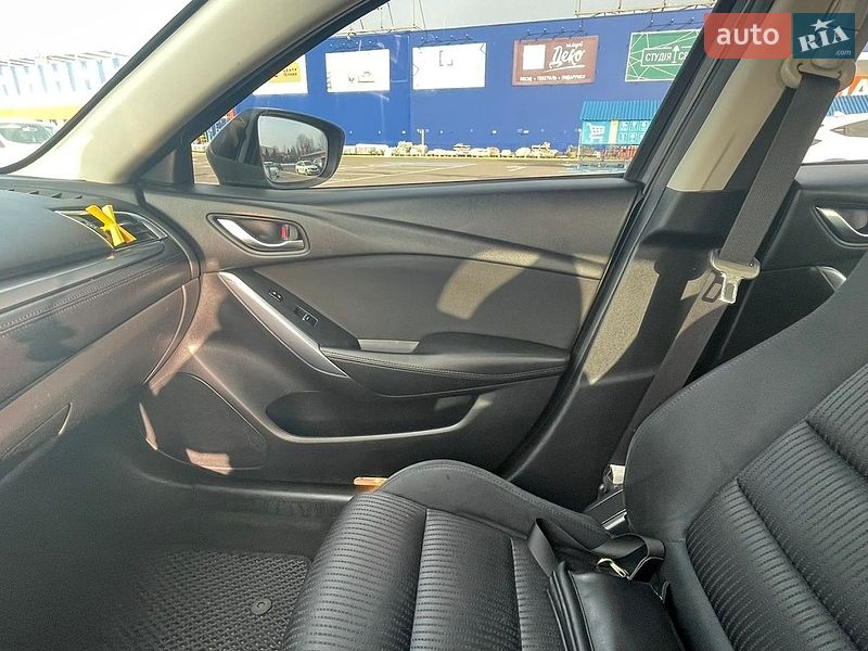 Седан Mazda 6 2015 в Львове