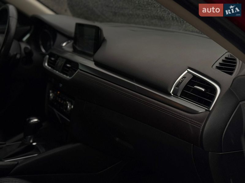 Седан Mazda 6 2015 в Кропивницькому