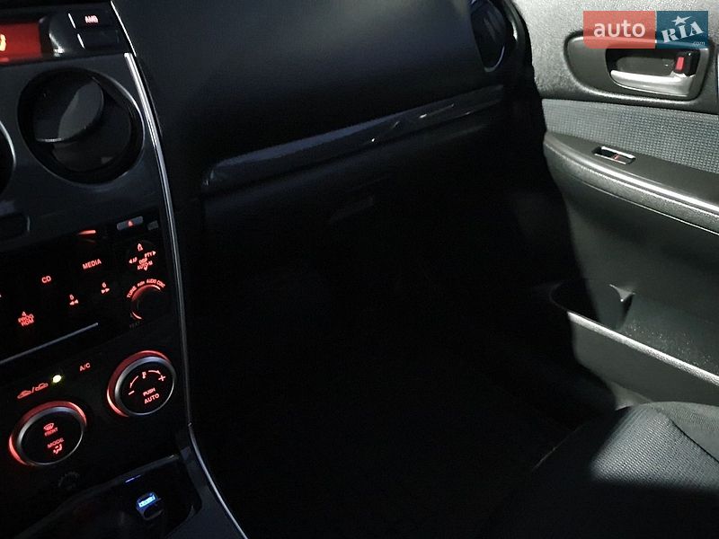 Седан Mazda 6 2006 в Вишневому фото 48 Седан Mazda 6 2006 в Вишневому