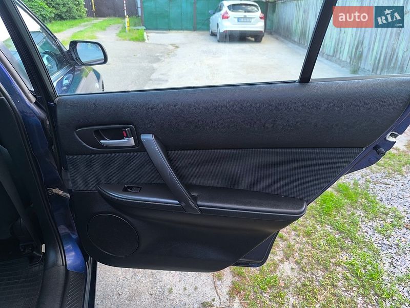 Универсал Mazda 6 2005 в Киеве