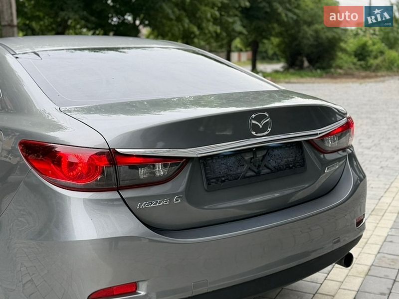 Седан Mazda 6 2013 в Черновцах