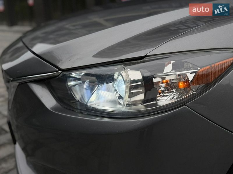 Седан Mazda 6 2013 в Черновцах