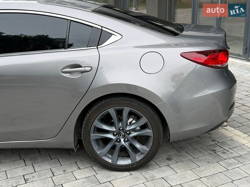 Седан Mazda 6 2013 в Черновцах