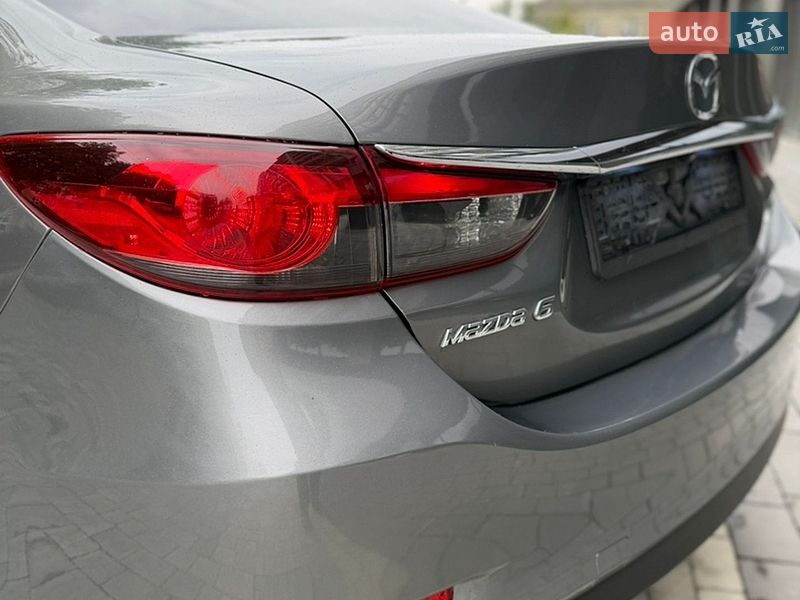 Седан Mazda 6 2013 в Черновцах