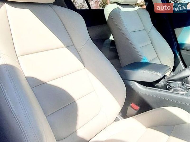 Седан Mazda 6 2014 в Києві