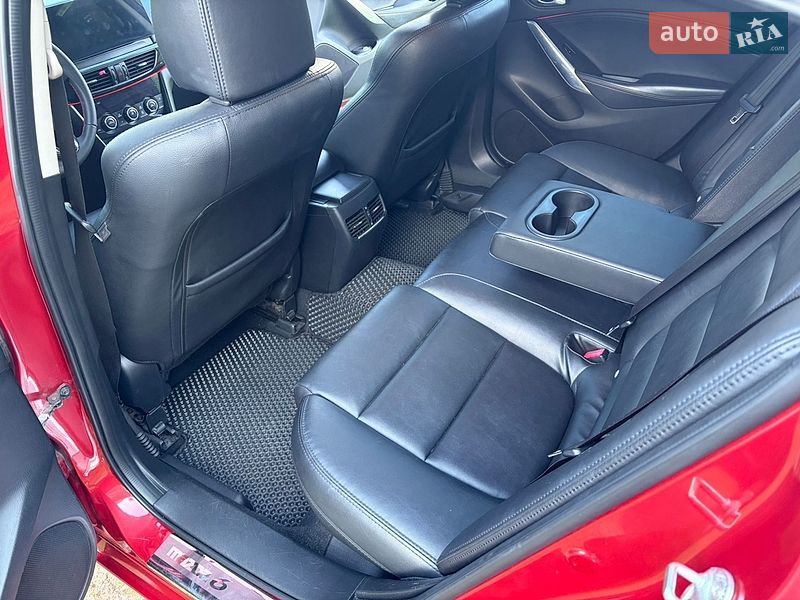 Седан Mazda 6 2014 в Києві