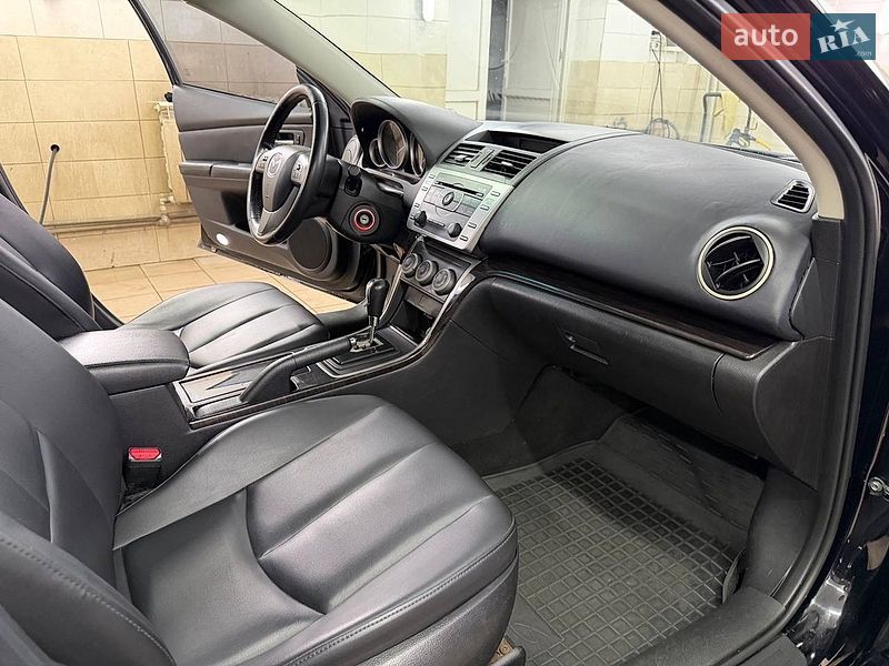 Седан Mazda 6 2011 в Сумах
