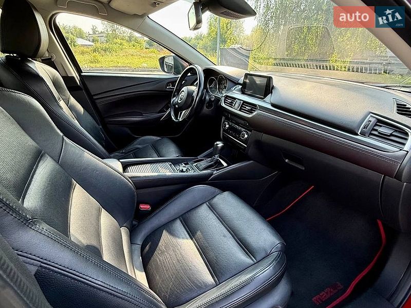 Седан Mazda 6 2016 в Львові