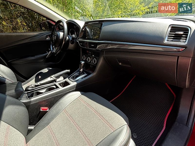 Седан Mazda 6 2014 в Белогородке
