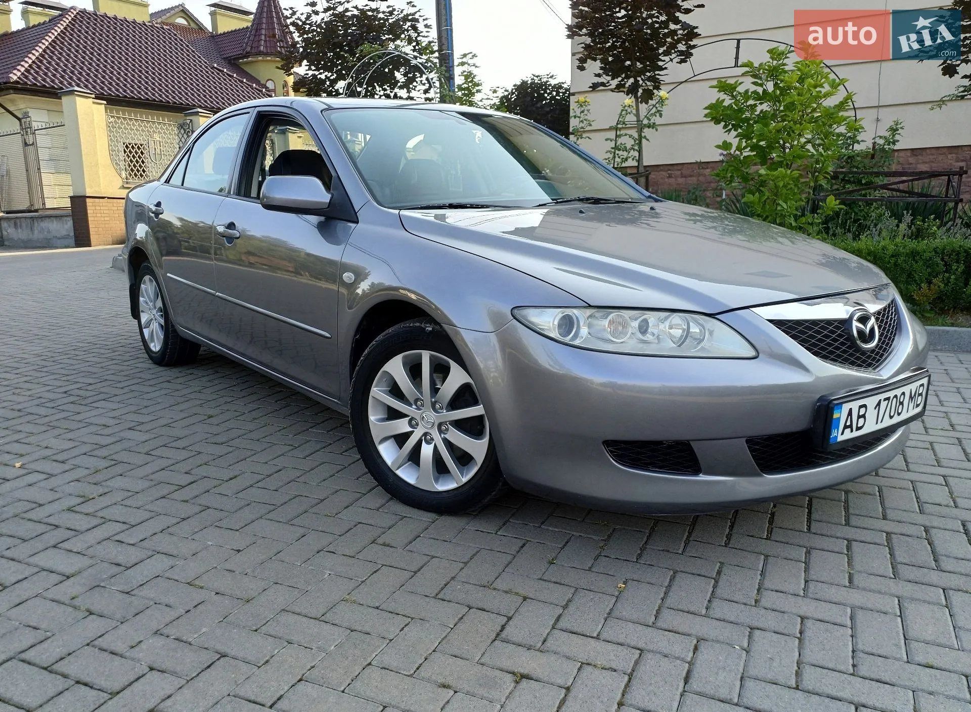 Mazda 6, 2002