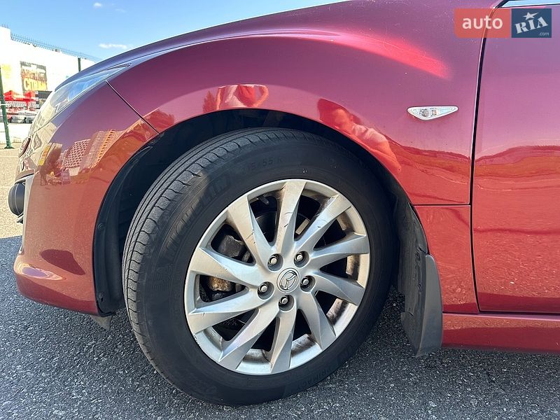 Седан Mazda 6 2010 в Киеве