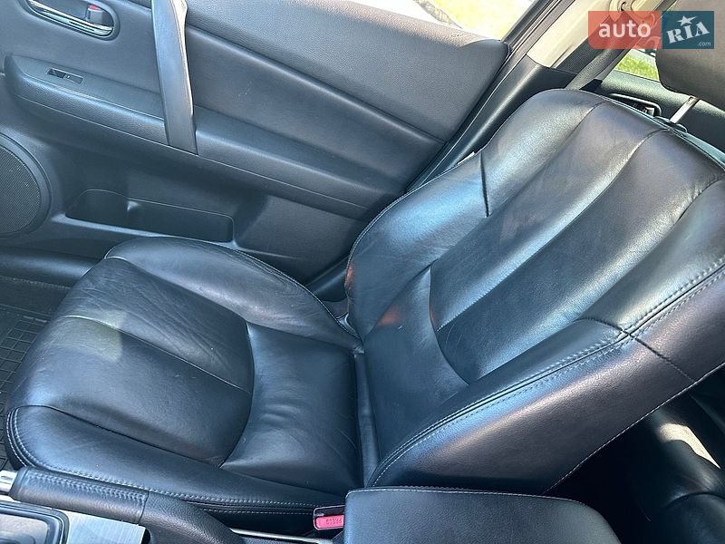 Седан Mazda 6 2010 в Киеве