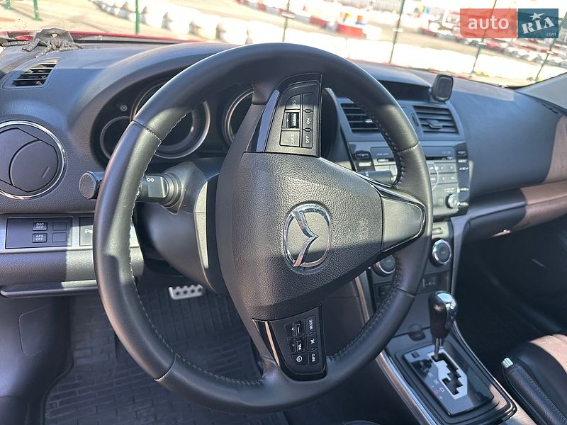Седан Mazda 6 2010 в Киеве