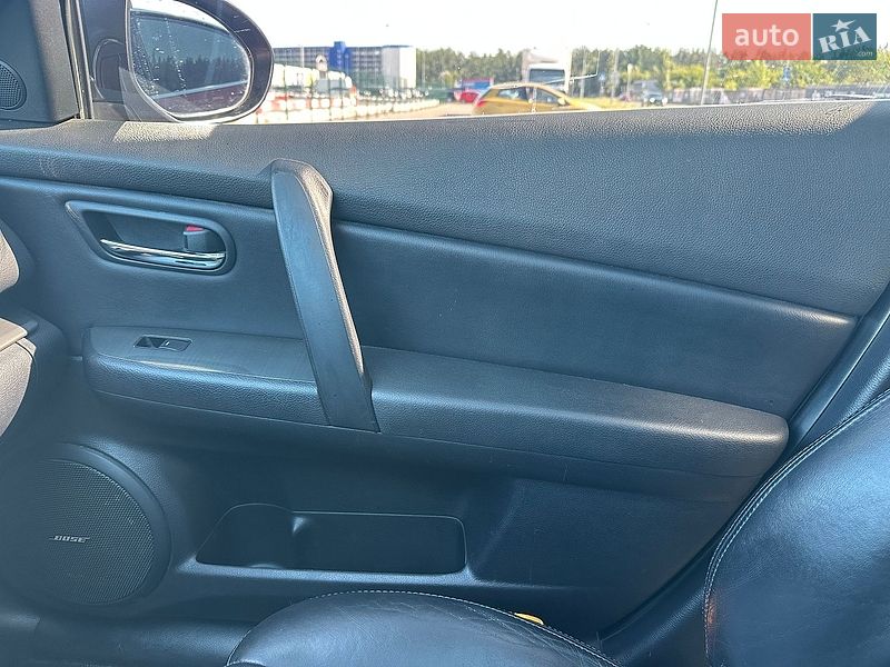 Седан Mazda 6 2010 в Киеве