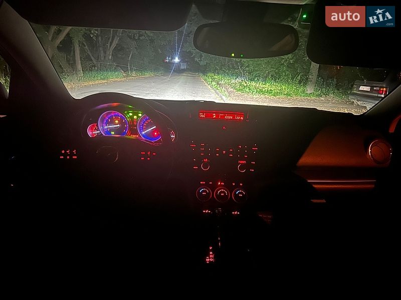 Седан Mazda 6 2010 в Киеве