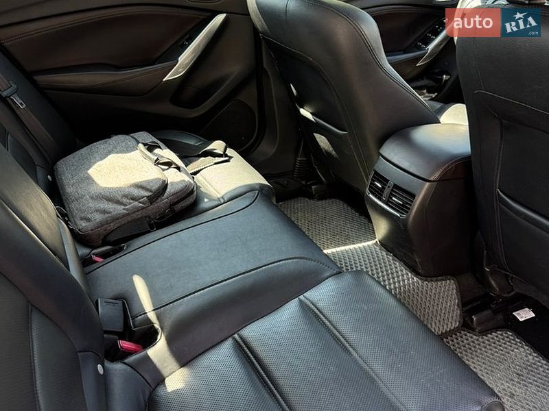 Седан Mazda 6 2015 в Тернополі