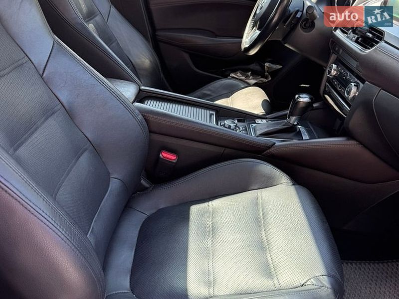 Седан Mazda 6 2015 в Тернополі