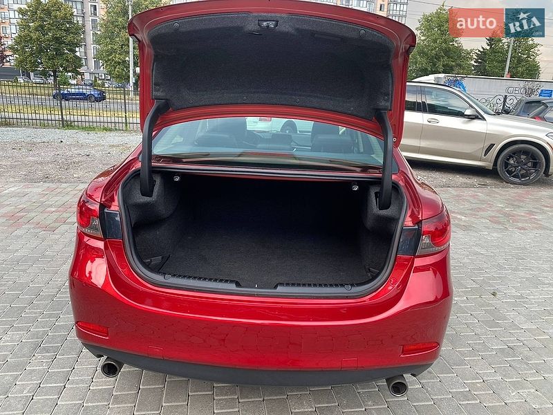 Седан Mazda 6 2016 в Львові
