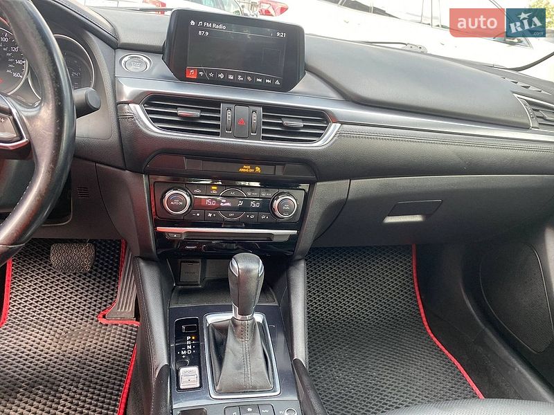 Седан Mazda 6 2016 в Львові