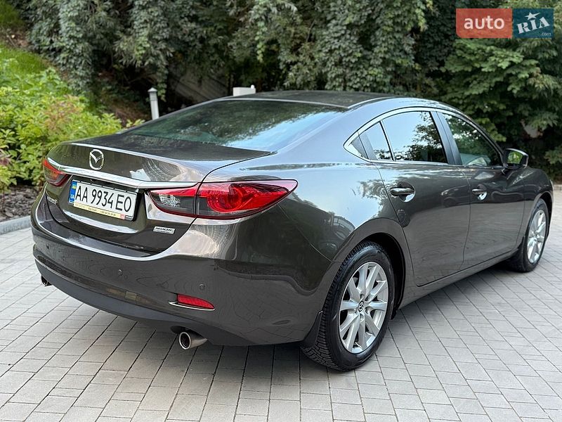 Седан Mazda 6 2017 в Хмельницком