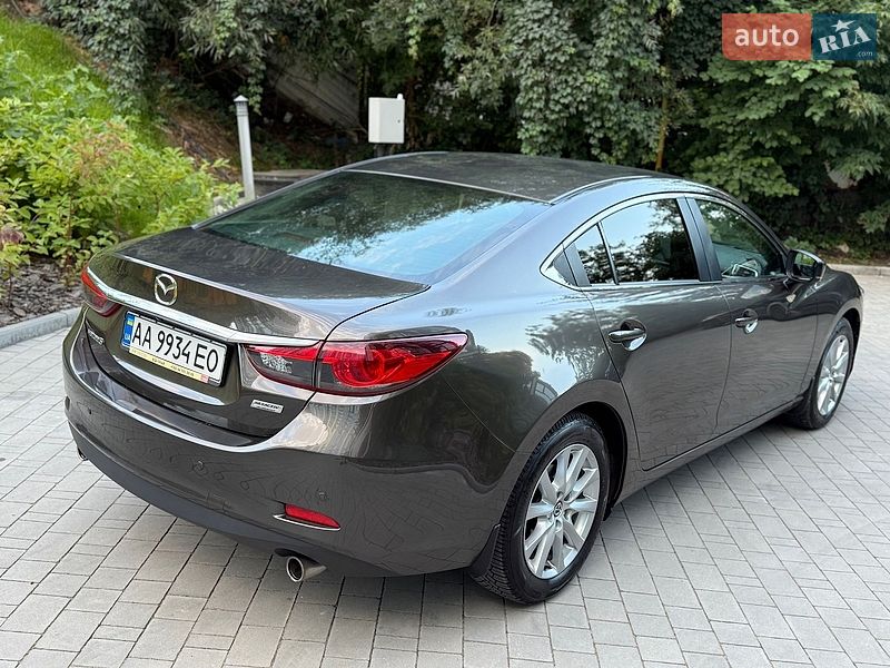 Седан Mazda 6 2017 в Хмельницком