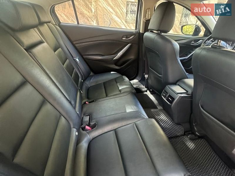 Седан Mazda 6 2014 в Миколаєві