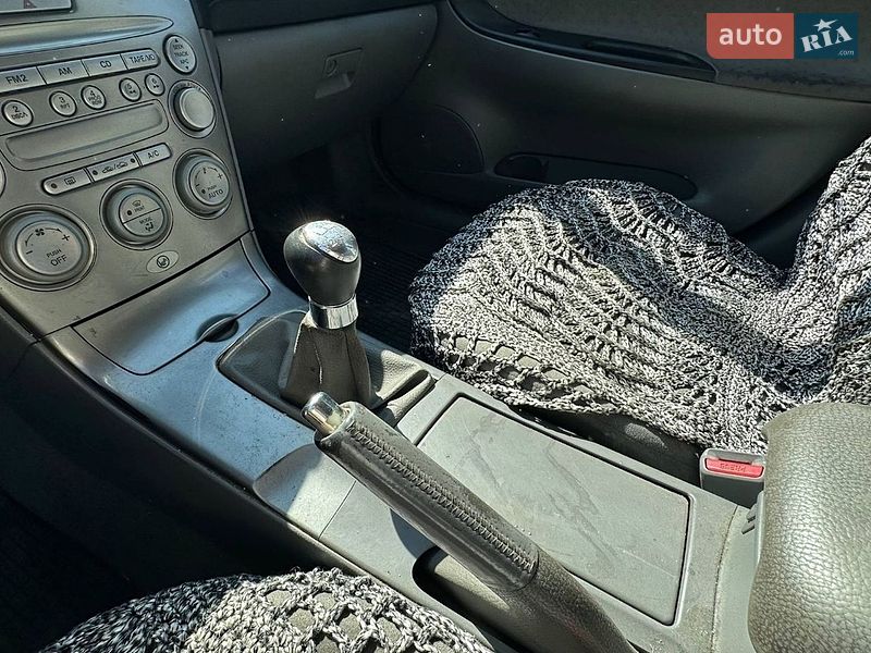 Седан Mazda 6 2004 в Киеве