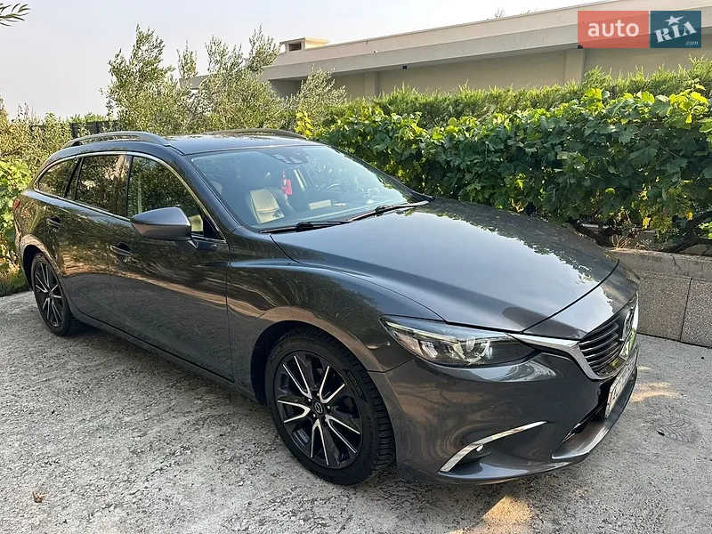Mazda 6