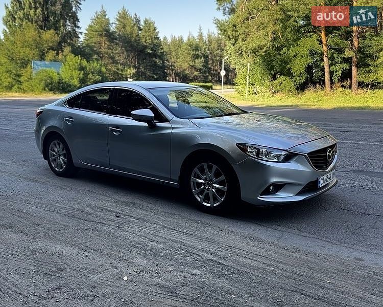 Седан Mazda 6 2016 в Чигирине
