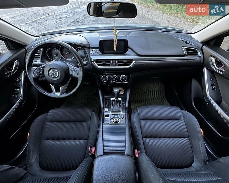 Седан Mazda 6 2016 в Чигирине
