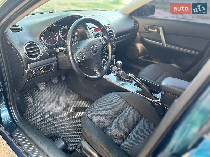 Седан Mazda 6 2006 в Дніпрі