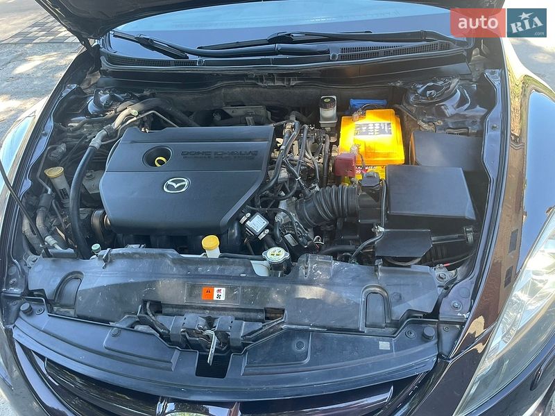 Седан Mazda 6 2008 в Ананьеве