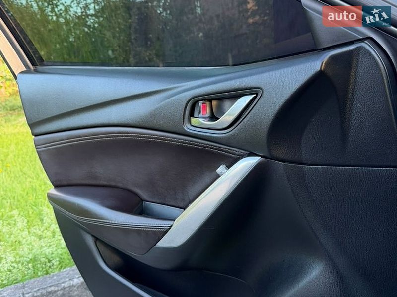 Седан Mazda 6 2017 в Косове