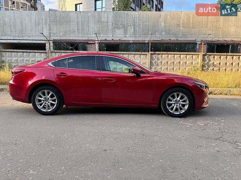 Седан Mazda 6 2016 в Киеве