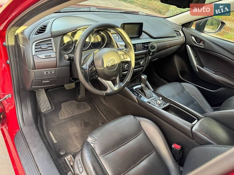 Седан Mazda 6 2016 в Киеве