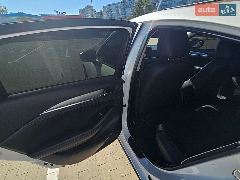 Седан Mazda 6 2018 в Сумах