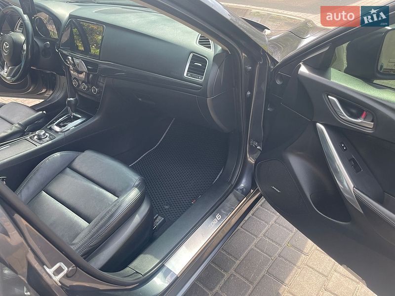 Седан Mazda 6 2013 в Дніпрі