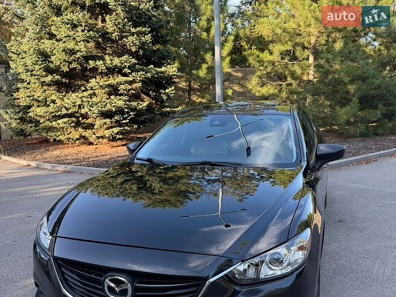 Седан Mazda 6 2016 в Днепре