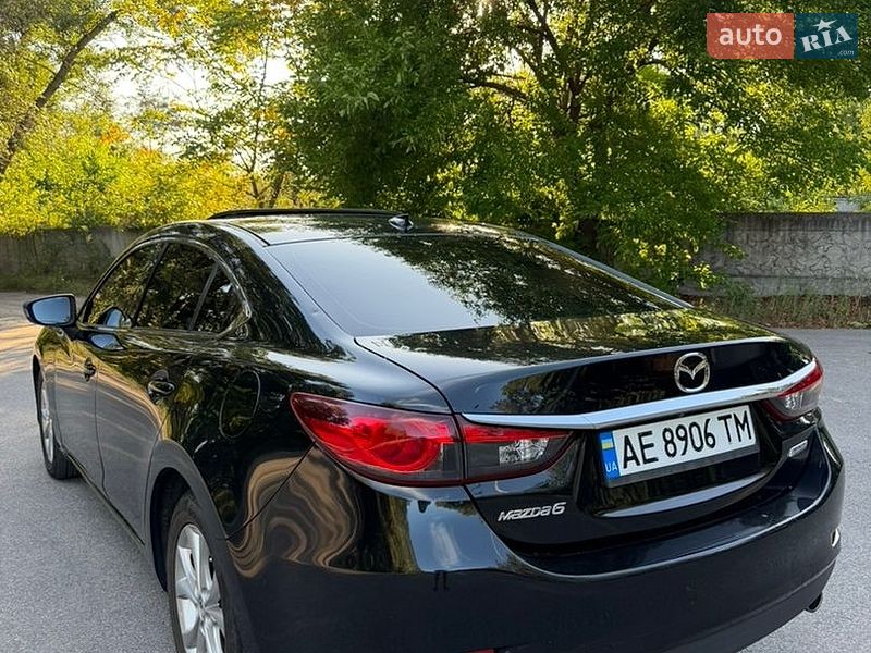Седан Mazda 6 2016 в Днепре