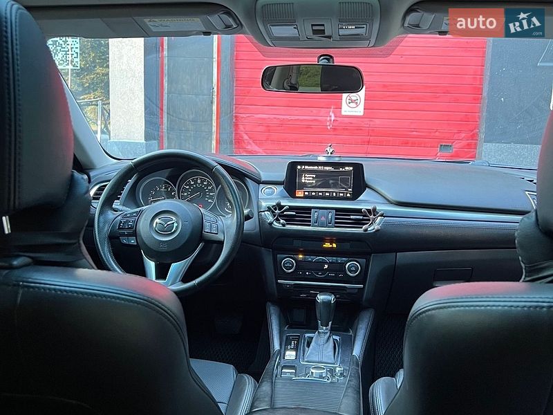 Седан Mazda 6 2015 в Львові