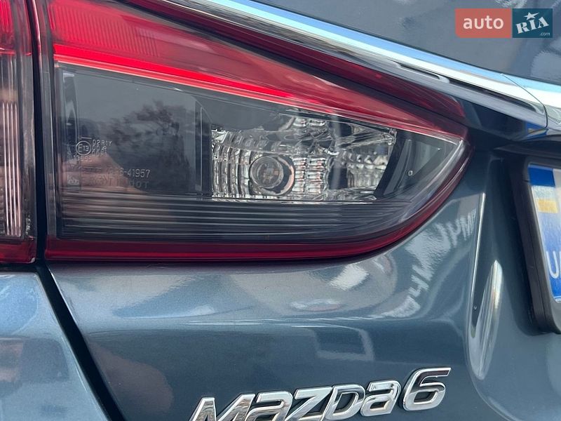 Седан Mazda 6 2015 в Львові