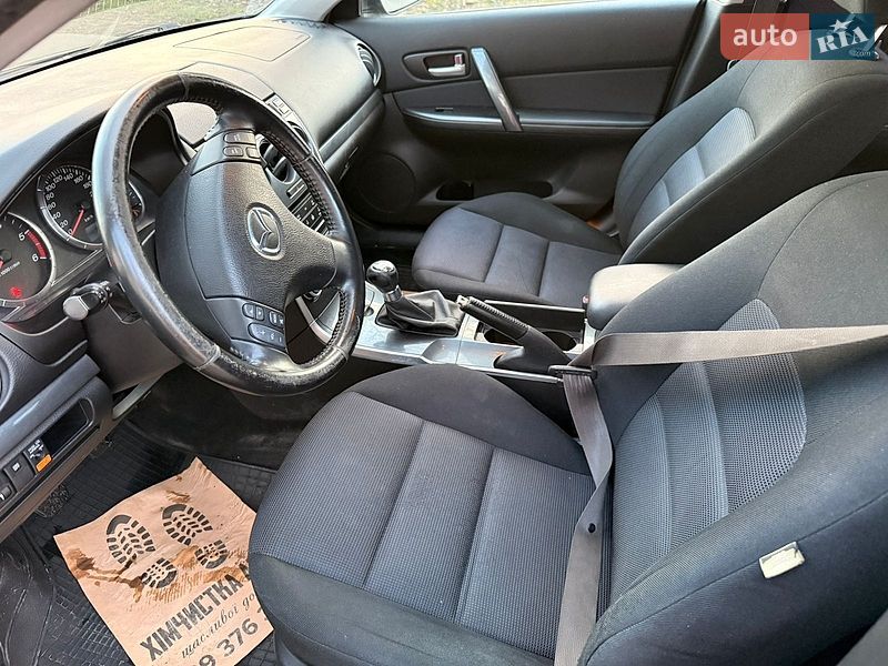 Седан Mazda 6 2005 в Ужгороді