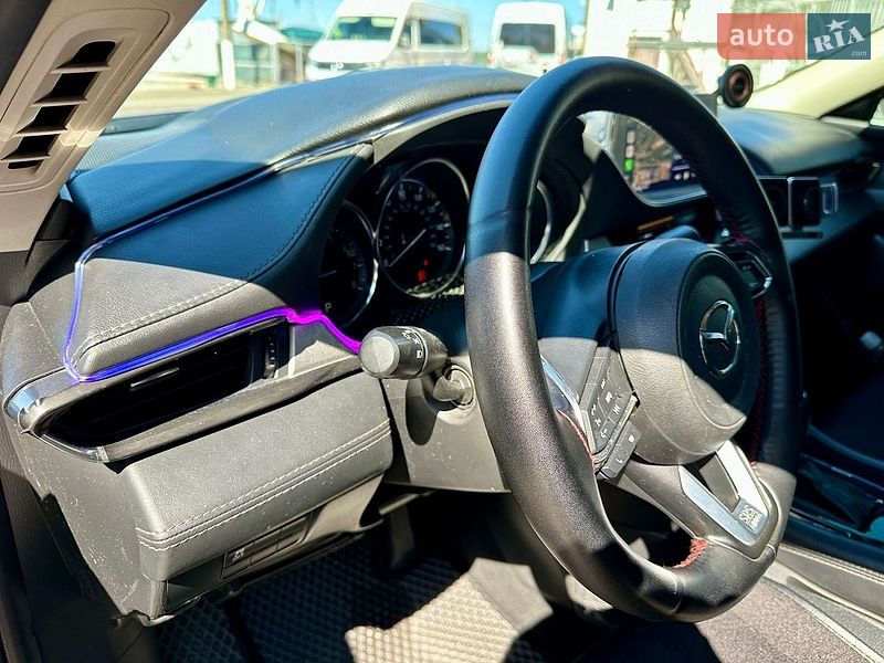 Седан Mazda 6 2018 в Миколаєві