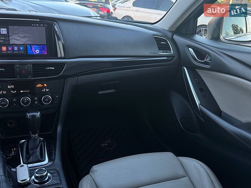 Седан Mazda 6 2014 в Харькове