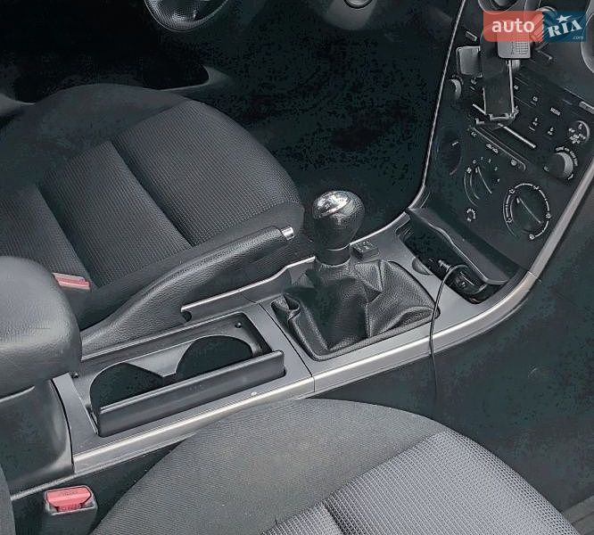 Универсал Mazda 6 2006 в Киеве