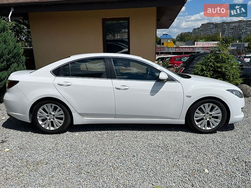 Седан Mazda 6 2008 в Ровно