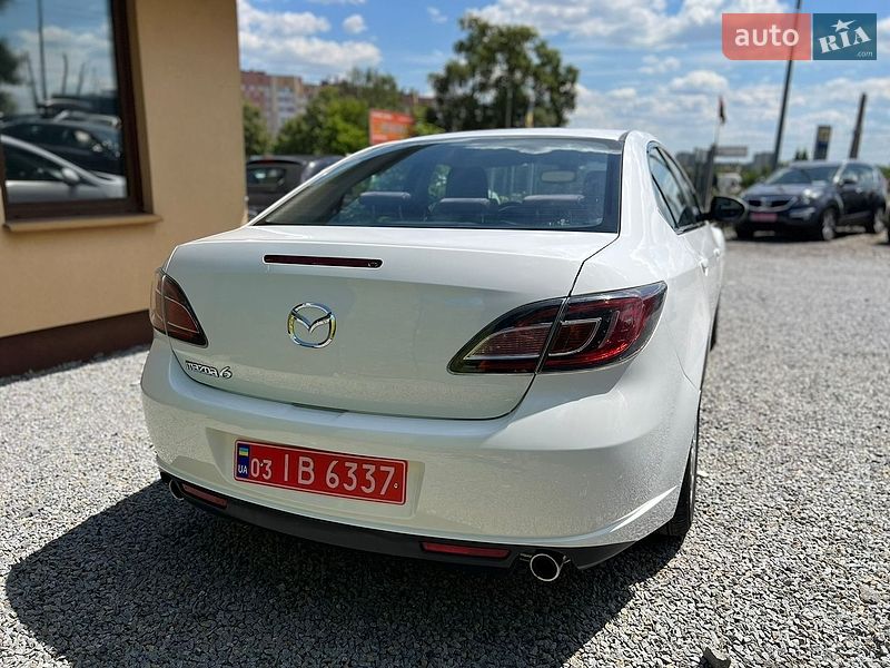 Седан Mazda 6 2008 в Ровно