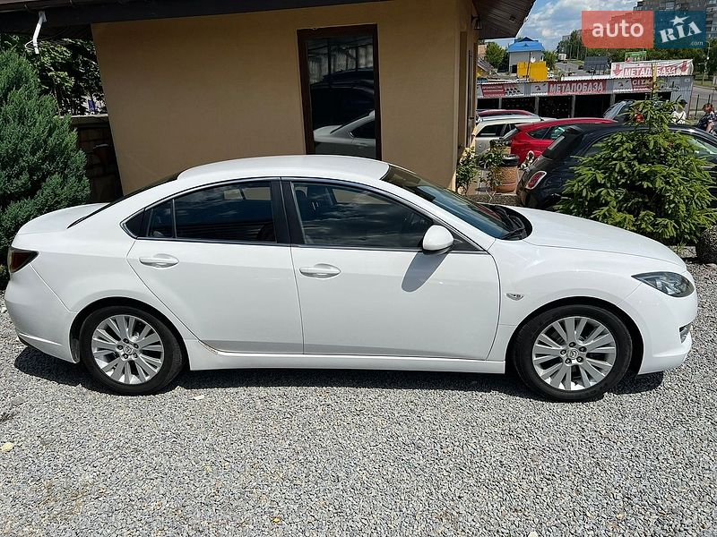 Седан Mazda 6 2008 в Ровно